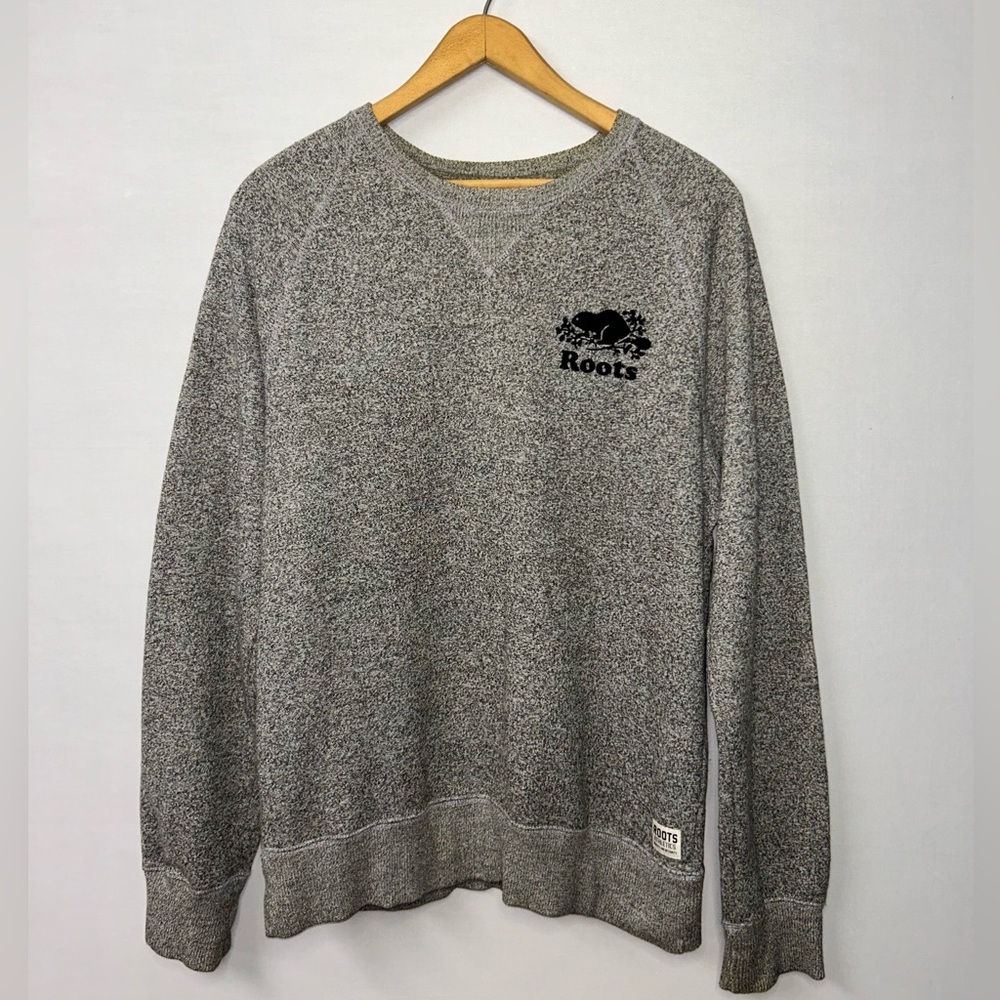 Roots Charcoal Crewneck Sweater — Men’s Medium